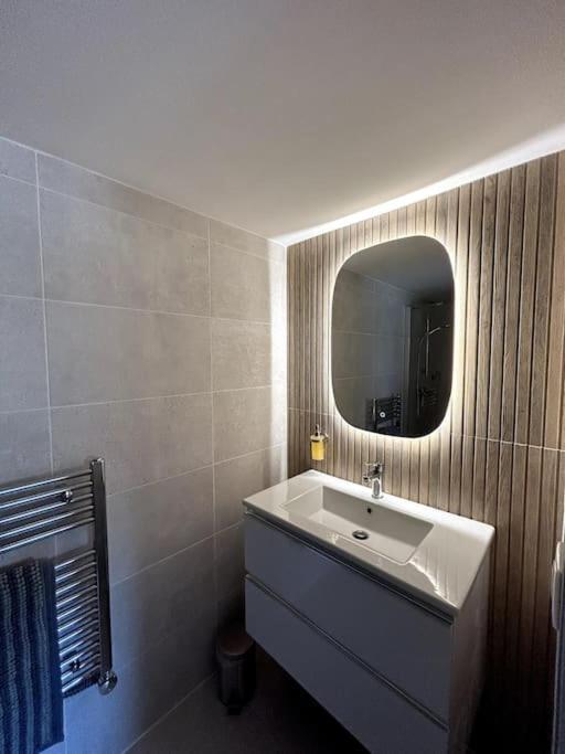 Logement Avec Piscine Privee Chauffee Biarritz Exterior photo